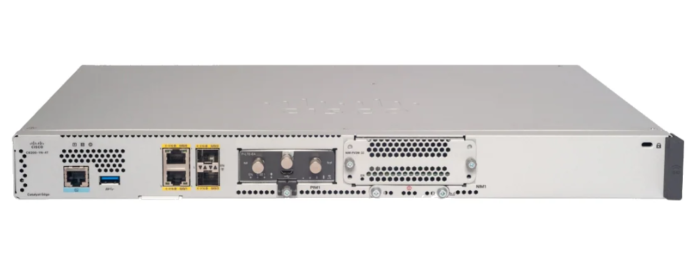 Cisco Catalyst C8200L-1N-4T front view