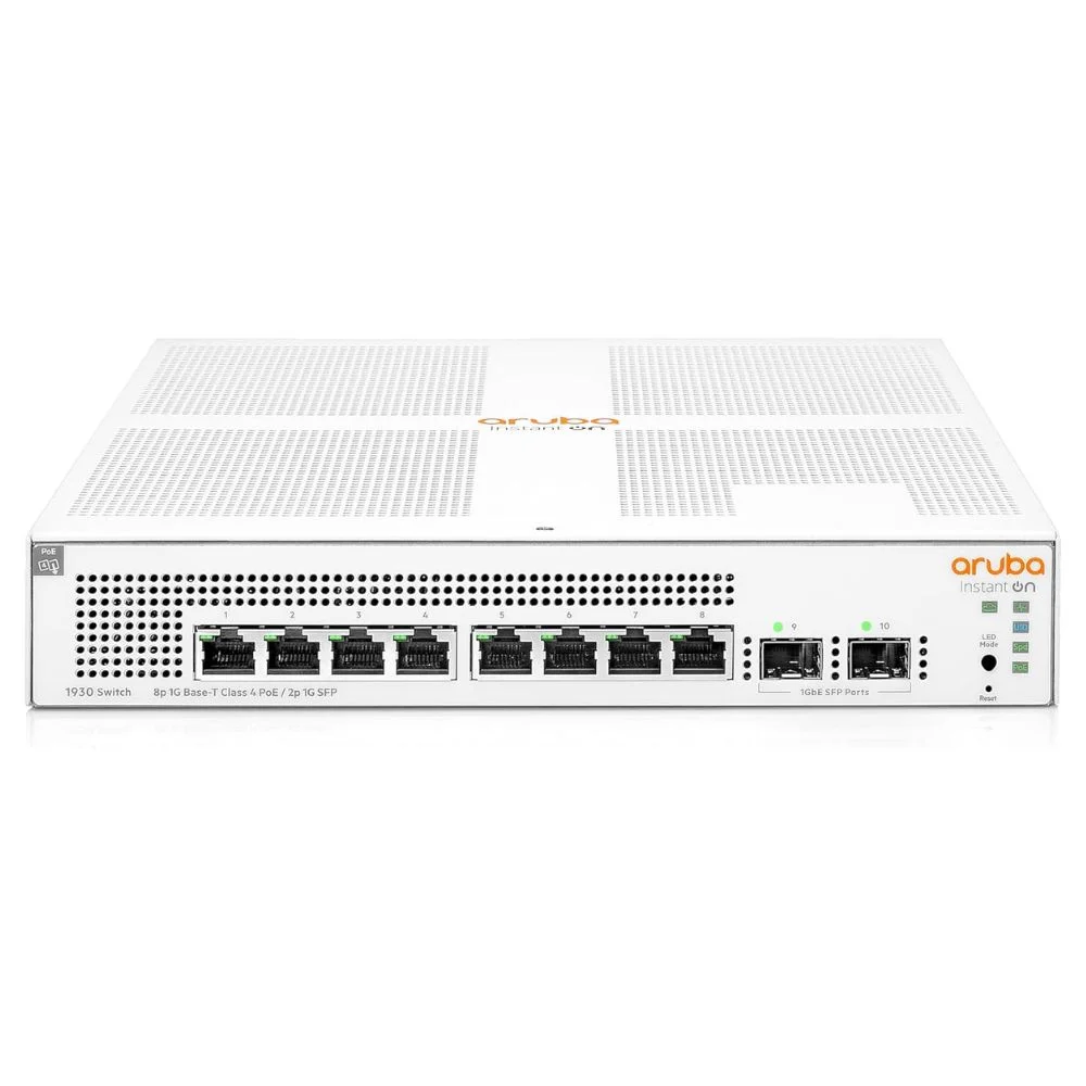 Side-by-side comparison of Aruba JL675A and JL681A network switches.