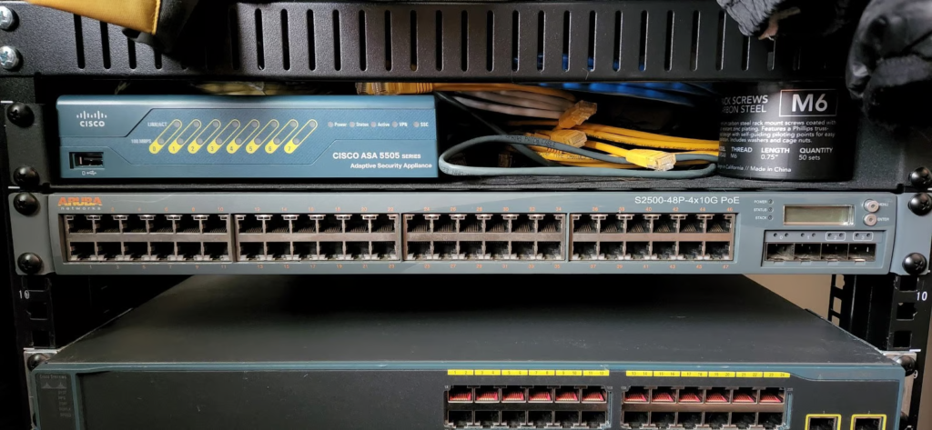 Aruba Layer 3 Switch Ensuring High Availability and Redundancy