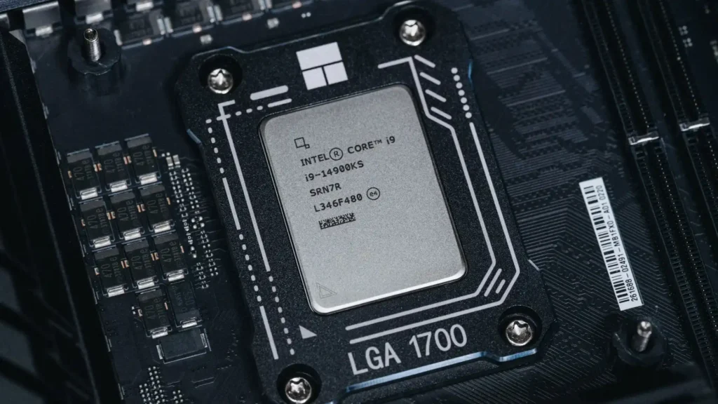 Inside view of the fastest Intel processor


