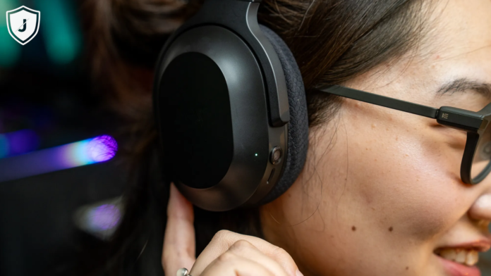 Razer Project Motoko Smart Glasses Headphones 2026 first look at CES